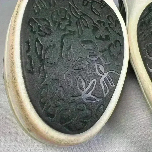 Lightly used  TRAQ BY ALEGRIA "QIN" WOMENS SMART WALKING SHOES BLACK - Picture 9 of 13